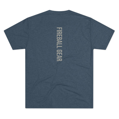 Fireball Gear - Flamme &amp; Ausrüstung zentriert - Grau &amp; Weiß - Unisex Triblend T-Shirt